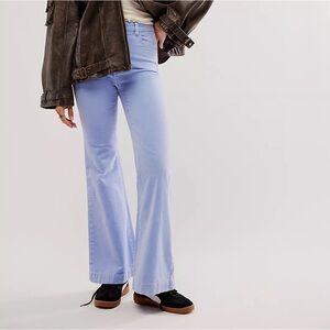 Rolla’s east coast flare cord in wisteria